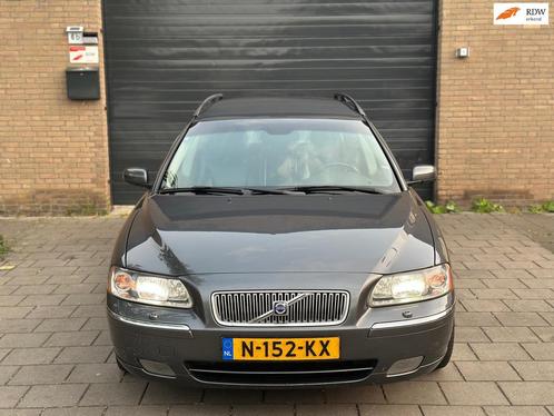Volvo V70 2.5T Momentum Climate C Cruise C Navi PDC Lm velge, Auto's, Volvo, Bedrijf, Te koop, V70, ABS, Airbags, Airconditioning