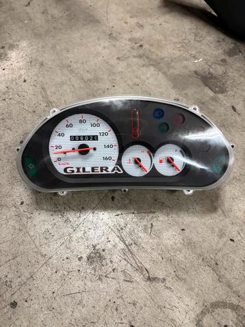 Gilera runner 125cc 180cc teller 6000km beschikbaar voor biedingen