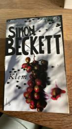Simon Beckett - Klem, Simon Beckett, Ophalen of Verzenden, Zo goed als nieuw, Nederland