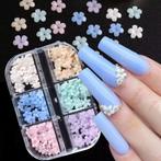 800 Stks Uv Bloemen Mix Nail art in doos 3 + 6mm. Nagels, Overige kleuren, ., Nieuw, Ophalen of Verzenden
