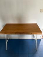 Bureautafel IKEA met stoel, Huis en Inrichting, Bureaus, Ophalen of Verzenden, Zo goed als nieuw