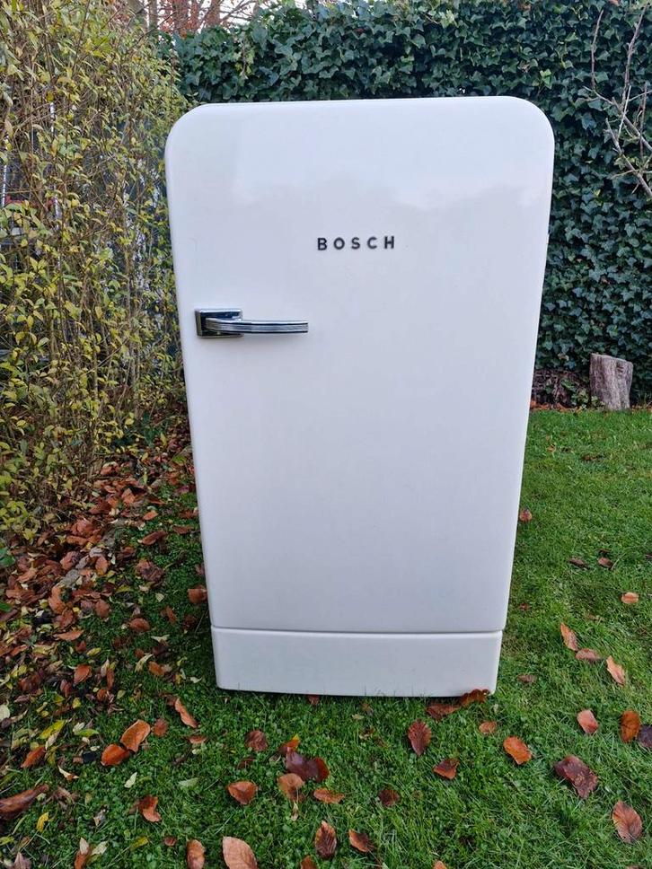 Retro Bosch Koelkast - Stijlvol en Uniek!, Witgoed en Apparatuur, Koelkasten en IJskasten, Gebruikt, Met vriesvak, 100 tot 150 liter