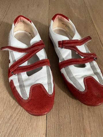 Ecco sportieve rood wit damesschoenen mt 39 klittenband beschikbaar voor biedingen