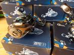 Baitcaster Reeltjes...nieuw in de doosjes..., Watersport en Boten, Hengelsport | Roofvissen, Info@hengelsportleon.nl, STC, Molen