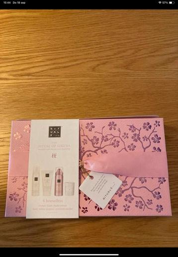 Rituals Sakura Cadeauset - 4 Bestsellers beschikbaar voor biedingen
