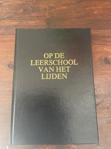 Op de leerschool van het lijden  beschikbaar voor biedingen