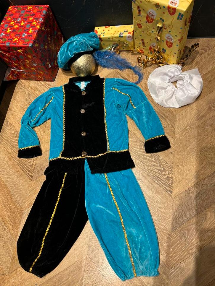 Pietenpak maat 128 blauw zwart als nieuw Sinterklaas, Diversen, Sinterklaas, Zo goed als nieuw, Ophalen of Verzenden