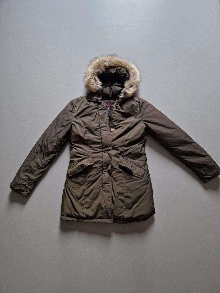 Orginele Woolrich jas Artic Racoon Donkergroen M voor Winter, Kleding | Dames, Jassen | Winter, Zo goed als nieuw, Maat 38/40 (M)