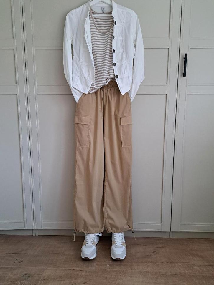 Nukus dames zomerbroek, pants cargo, maat XS. NIEUW!, Kleding | Dames, Broeken en Pantalons, Nieuw, Maat 34 (XS) of kleiner, Beige