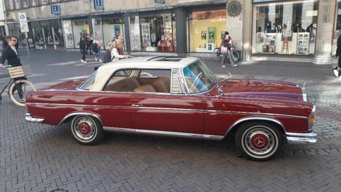 Mercedes W 111 COUPE, Auto's, Oldtimers, Particulier, Mercedes-Benz, Coupé, Handgeschakeld, Rood, Beige, Leder, Achterwielaandrijving