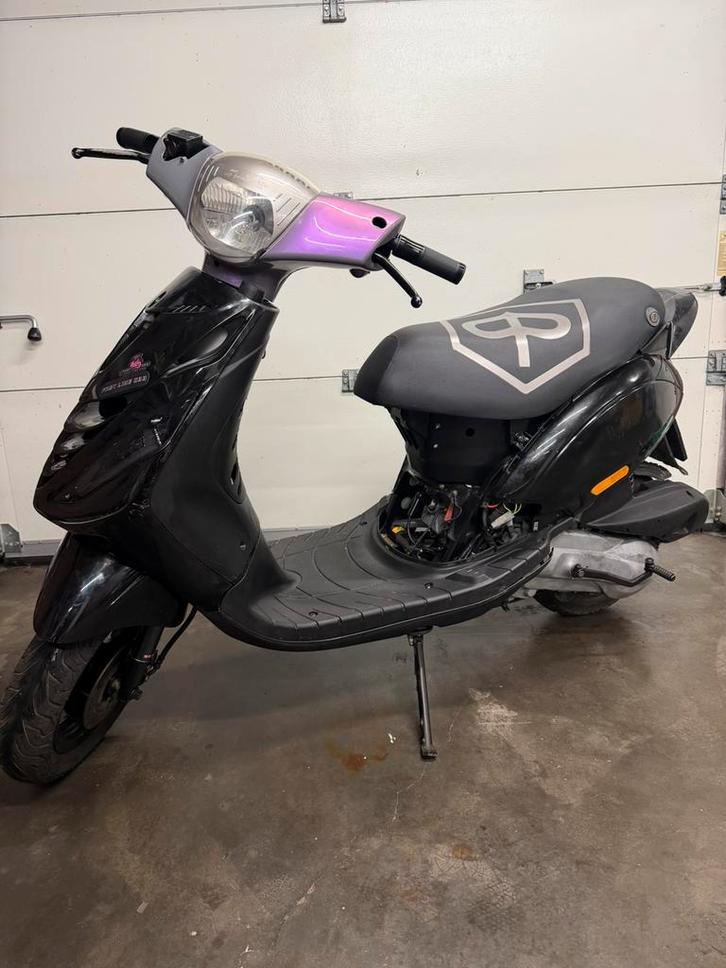 Piaggio zip 172cc lc 2001 vers!!, Fietsen en Brommers, Scooters | Piaggio, Zo goed als nieuw, Zip, Maximaal 45 km/u, Tweetakt