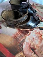 antieke pop   Schoentjes, Antiek en Kunst, Ophalen of Verzenden