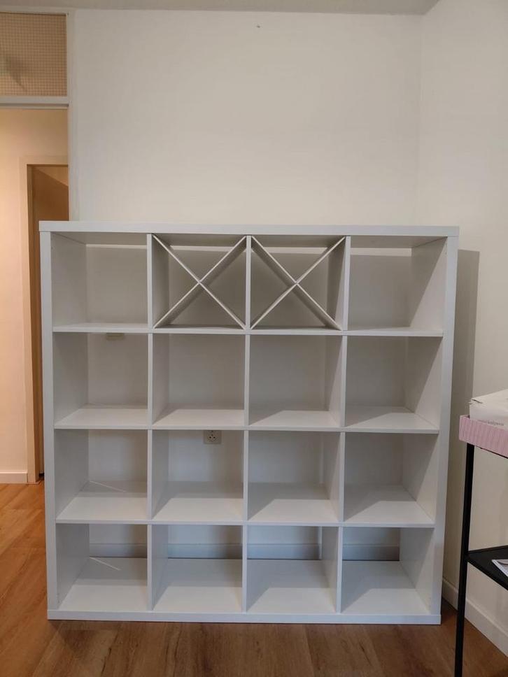 IKEA Kallax kast, 16 vakken + 2 inzetten, Huis en Inrichting, Kasten | Boekenkasten, Gebruikt, 100 tot 150 cm, 25 tot 50 cm, Met plank(en)