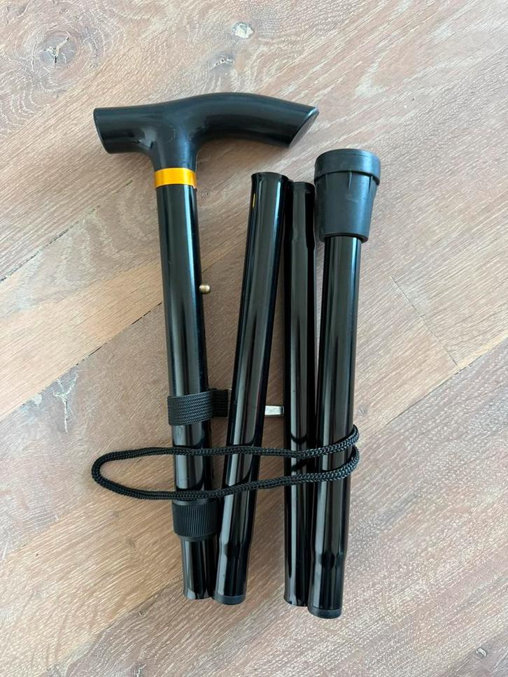 Nieuwe zwarte opvouwbare wandelstok. In hoogte verstelbaar., Diversen, Wandelstokken, Nieuw, Verstelbaar, Opvouwbaar, Ophalen of Verzenden
