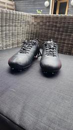 Voetbal schoenen, Maat XS of kleiner, Ophalen of Verzenden, Gebruikt, Schoenen