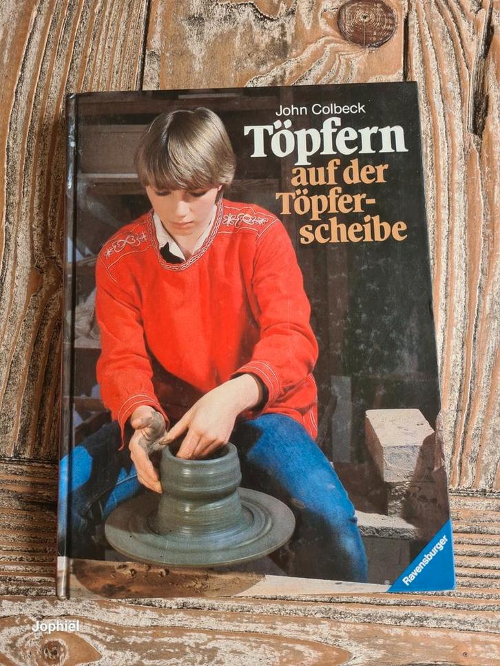 Duitse boekje voor keramiekliefhebber, Hobby en Vrije tijd, Pottenbakken, Zo goed als nieuw, Ophalen of Verzenden