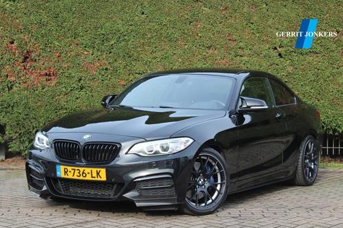 BMW 2 Serie Coupé M240i xDrive High Executive | M Performan, Auto's, BMW, Bedrijf, Te koop, 2-Serie, 4x4, ABS, Airbags, Airconditioning
