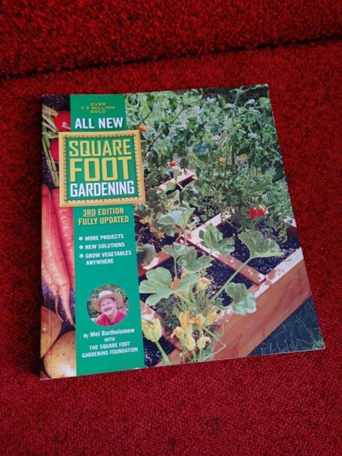 Square Foot Gardening 3rd edition 9780760362853, Boeken, Wonen en Tuinieren, Zo goed als nieuw, Ophalen