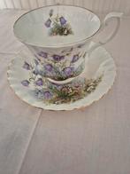 Richmond bone china england, Verzamelen, Porselein, Kristal en Bestek, Ophalen of Verzenden, Gebruikt, Porselein, Kop en/of schotel