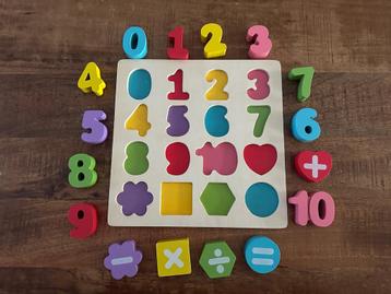 Houten cijferpuzzel - Zo goed als nieuw! beschikbaar voor biedingen
