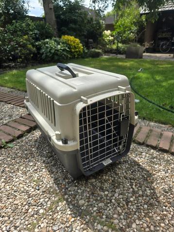 Vliegkennel voor hond of kat maat S beschikbaar voor biedingen