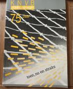 Jubileum voetbal boeken, Boeken, Ophalen of Verzenden, Gelezen