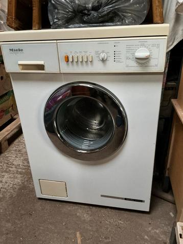 Miele Wasmachine - Werkt Prima! beschikbaar voor biedingen