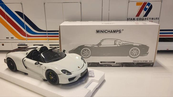 Minichamps Porsche 918 Spyder Weissach Package White - 2015, Hobby en Vrije tijd, Modelauto's | 1:18, Zo goed als nieuw, Auto