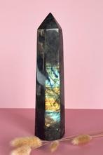 Labradoriet obelisk 18cm, Verzamelen, Mineralen en Fossielen, Ophalen of Verzenden, Mineraal