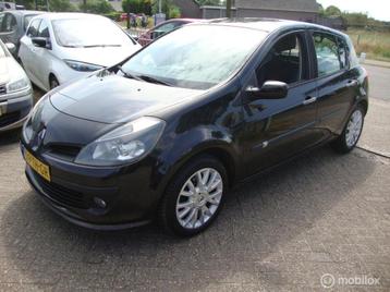 Renault Clio 1.6-16V Dynamique beschikbaar voor biedingen