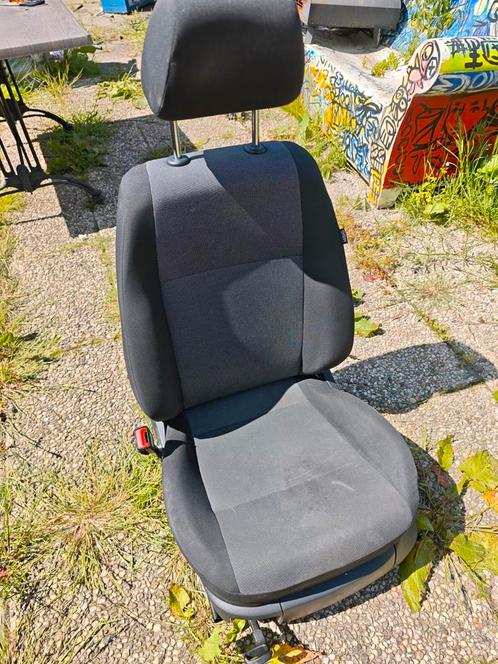 Caddy 2019 Voorstoelen (links en rechts), Auto-onderdelen, Interieur en Bekleding, Ophalen