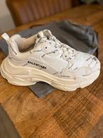 Balenciaga triple S sneakers, Nieuw, Ophalen of Verzenden, Wit, Sneakers of Gympen