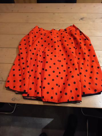 Retro Rode Rok met Stippen beschikbaar voor biedingen