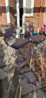 Set van 4 moderne barstools, Huis en Inrichting, Barkrukken, Ophalen, Gebruikt, Met voetsteun, 60 tot 90 cm