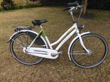 Mooie 28" Gazelle Xanta College met 3 versnellingen 53 frame beschikbaar voor biedingen