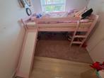 Mooie hoogslaper met glijbaan. Nog in goede staat., Kinderen en Baby's, Kinderkamer | Stapelbedden en Hoogslapers, Ophalen, Gebruikt