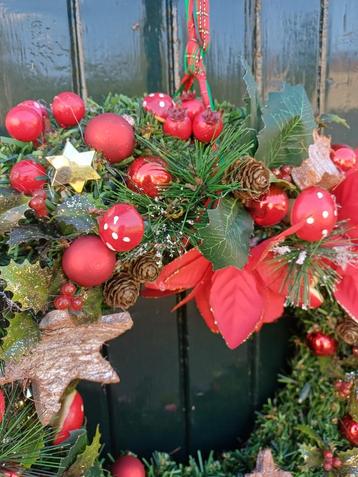 brocante krans kerstkrans zijde bloemen Engelse classy  beschikbaar voor biedingen