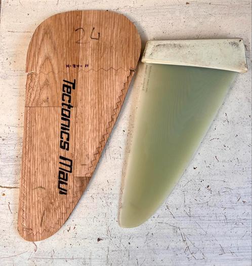 Slalom speed vinnen, Watersport en Boten, Windsurfen, Zo goed als nieuw, Overige typen, Minder dan 250 cm, Minder dan 5 m², Ophalen of Verzenden