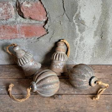 1x Landelijke houten hanger bal klok bel kerst *Etage3* beschikbaar voor biedingen