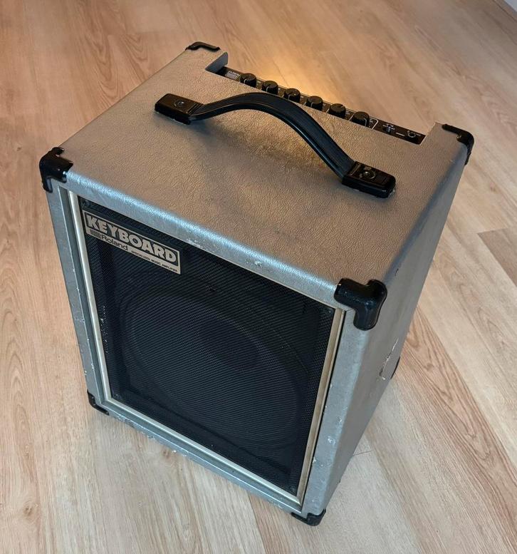 Roland Cube 60 keyboard monitor, Muziek en Instrumenten, Versterkers | Keyboard, Monitor en PA, Zo goed als nieuw, Minder dan 500 watt