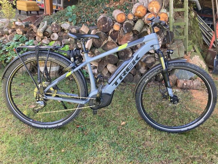 Trek powerfly elecrtisch Bosch cx maat M, Fietsen en Brommers, Elektrische fietsen, Zo goed als nieuw, Overige merken, 50 km per accu of meer