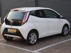 Toyota Aygo 1.0 VVT-i x-pure|Camera|Bluetooth|Airco|LMV, Voorwielaandrijving, Gebruikt, Met garantie (alle), 4 stoelen