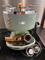 DeLonghi espressomachine met stoompijpje, Witgoed en Apparatuur, Koffiezetapparaten, Espresso apparaat, Zo goed als nieuw, 1 kopje