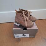 Develab beige taupe Suede Schoentjes Maat 23, Gebruikt, Develab, Jongen of Meisje, Schoenen