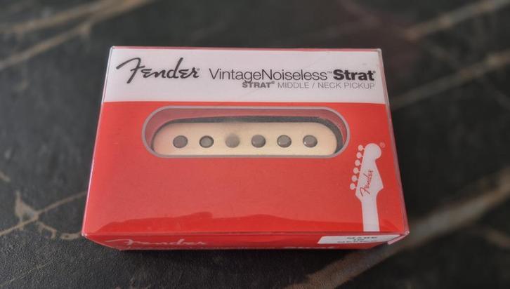 Fender Vintage Noiseless Middle / Neck Pickup, Muziek en Instrumenten, Instrumenten | Onderdelen, Zo goed als nieuw, Elektrische gitaar