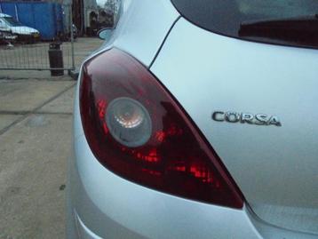 Achterlicht links van een Opel Corsa beschikbaar voor biedingen
