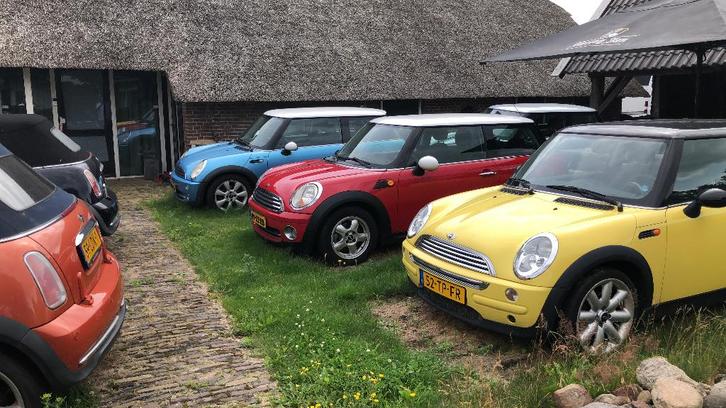 Wegens beeindiging hobby te koop 4 keer een mini cooper one, Auto's, Mini, Particulier, One, Benzine, C, Hatchback, Handgeschakeld