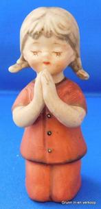 Porseleinen Capodimonte biddend meisje, Gebruikt, Ophalen of Verzenden, Mens