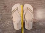 Copacabana slippers maat 37, Kleding | Dames, Schoenen, Slippers, Copacabana, Beige, Ophalen of Verzenden