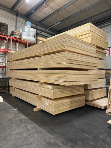 CLT Platen diverse maten  beschikbaar voor biedingen